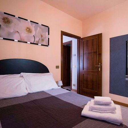 Apartment Porta Torre Côme Esterno foto